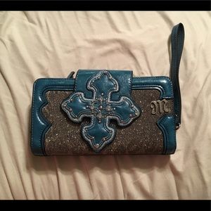 Miss Me Wristlet