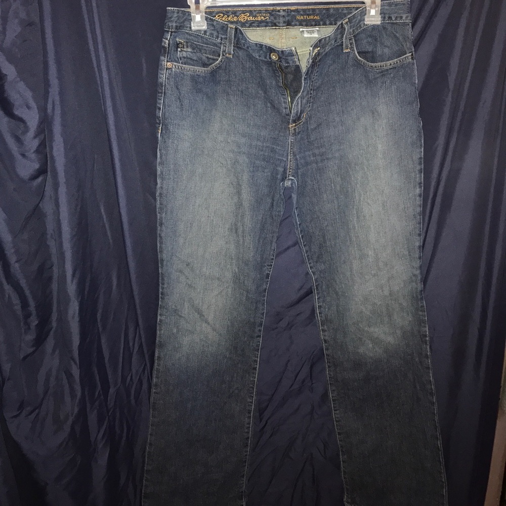 Eddie Bauer, natural fit jeans