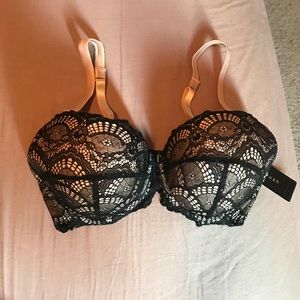 Bra and thong set from SkivvieBox
