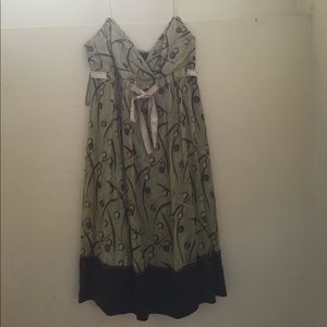 BCBG    Dress   Like new....no size tag size M/L