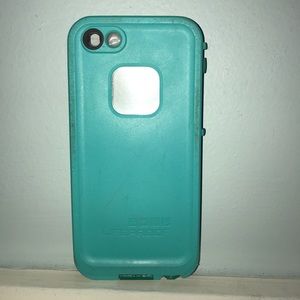 iPhone 5s/5 Lifeproof Case