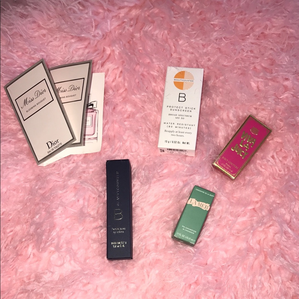 🎉🎉🎉🎉GIFT WITH PURCHASE!🎉🎉🎉🎉