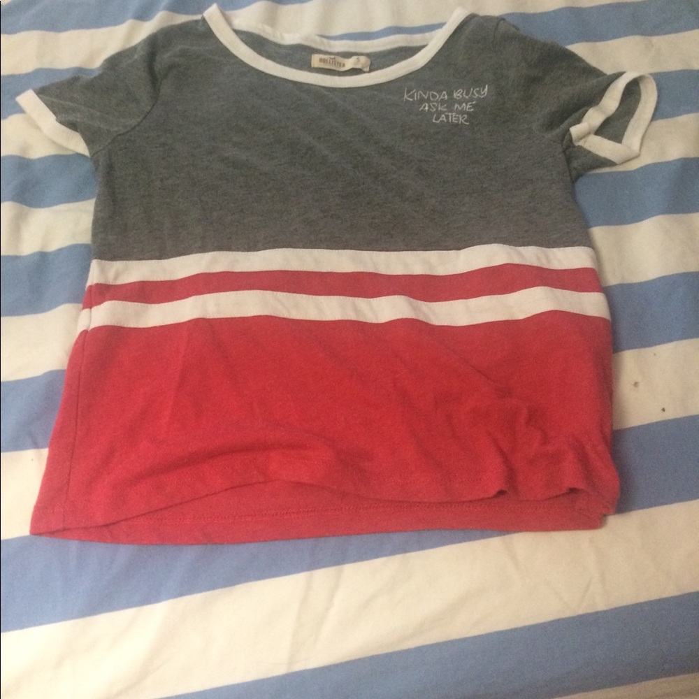 A cute Hollister top