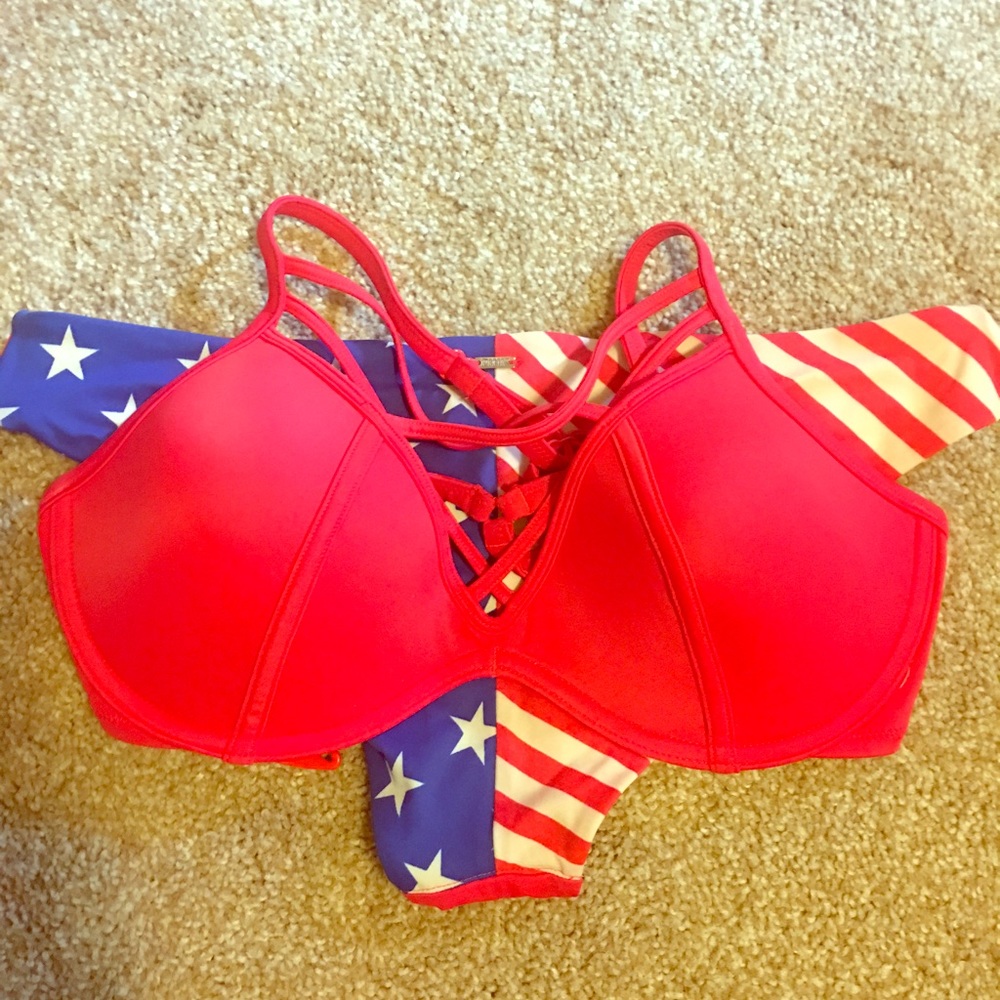 Victoria Secret Swimsuit only worn once !
