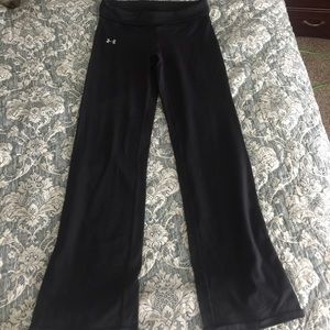 Under Armour black yoga pants