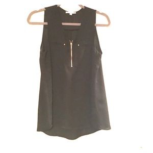 V-neck sleeveless top