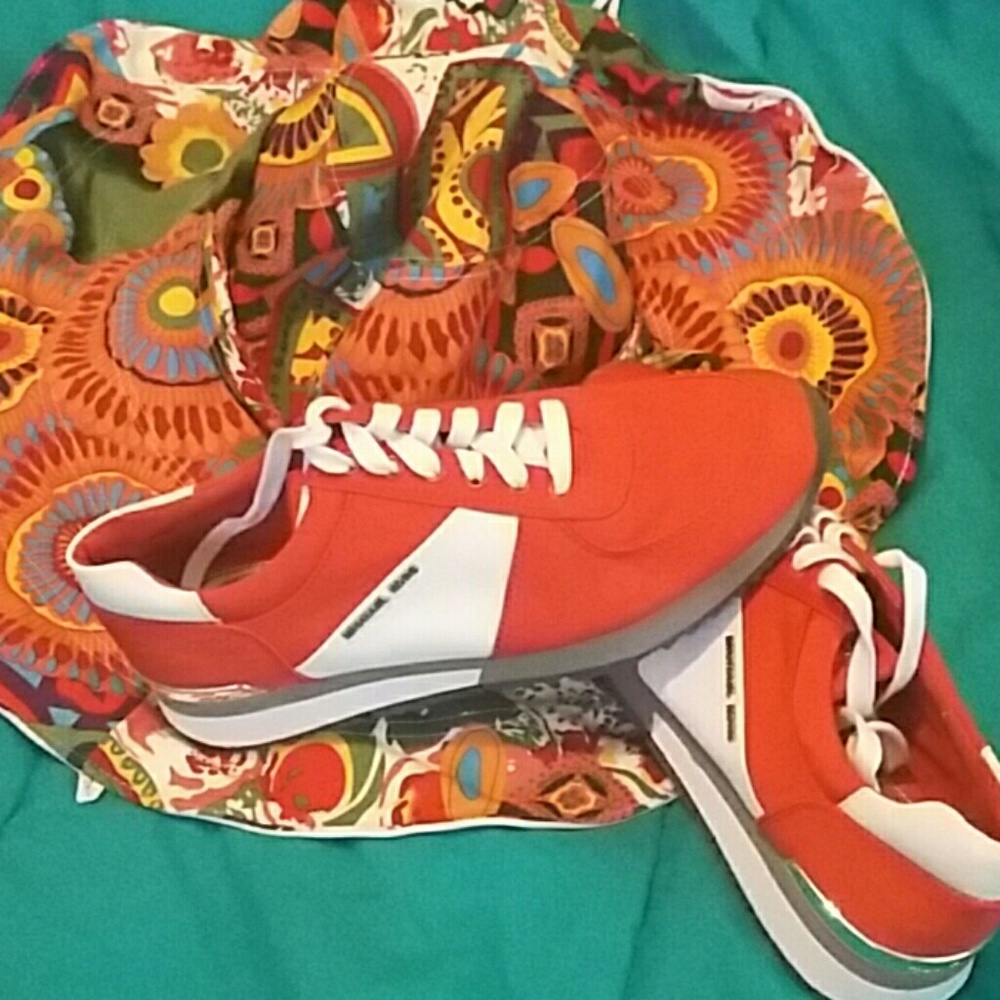 New atletics MK...perfect for summer!