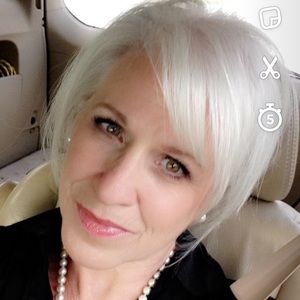 Meet your Posher, Julie