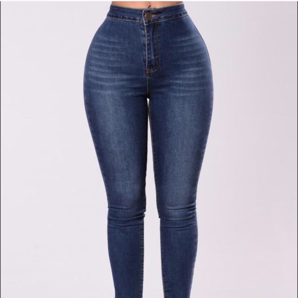 BRAND NEW Fashion nova HIGH WAISTED JEANS