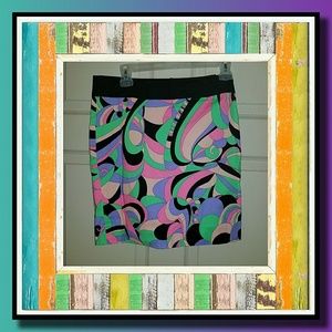 Fabulous, Bold Fashion Skirt