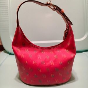 Dooney & Bourke shoulder bag