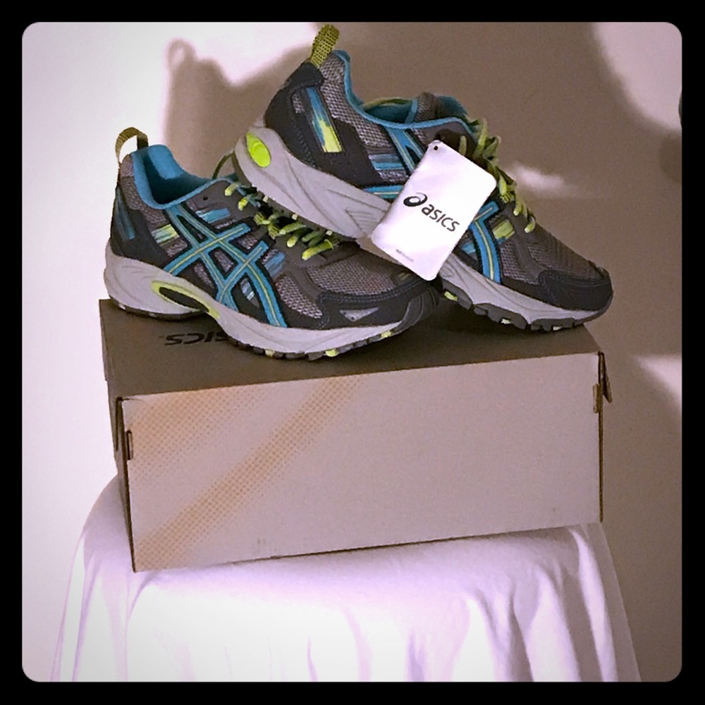 Brand new asics