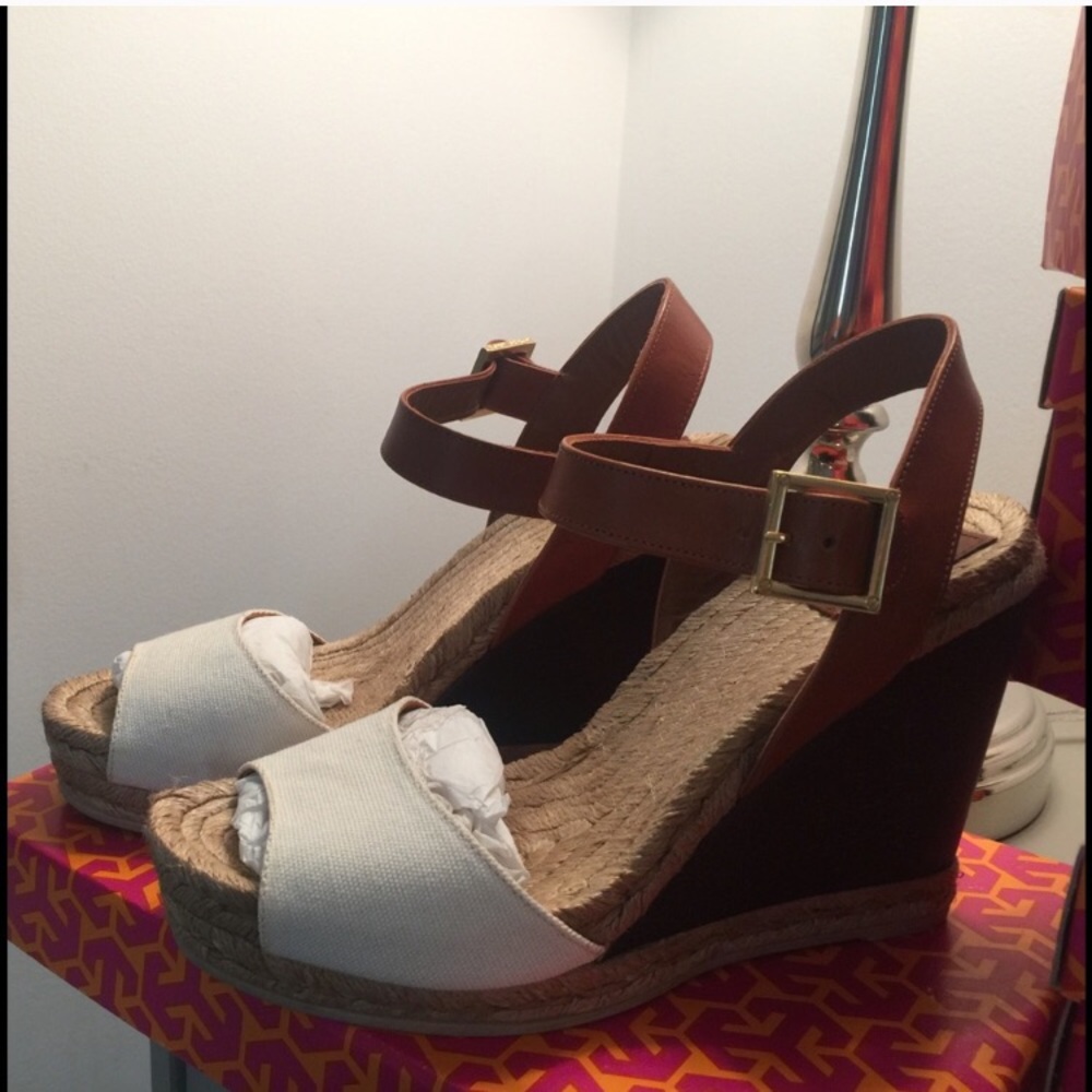 Tory burch wedges.