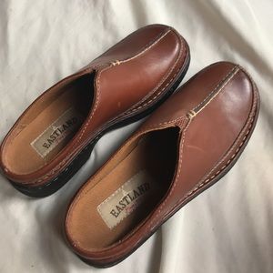 EASTLAND SHOES