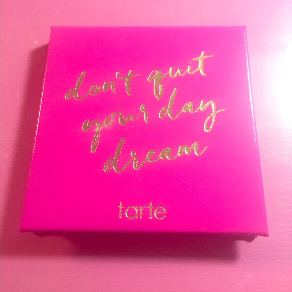 LE Tarte Don't Quit Your Daydream Palette