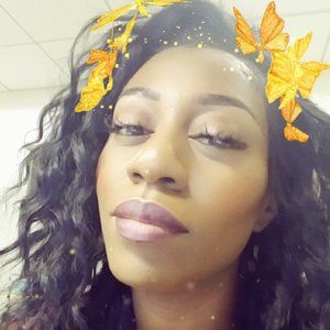 Meet your Posher, Annette