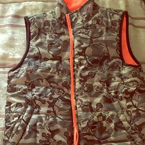 Sleeveless jacket for boys