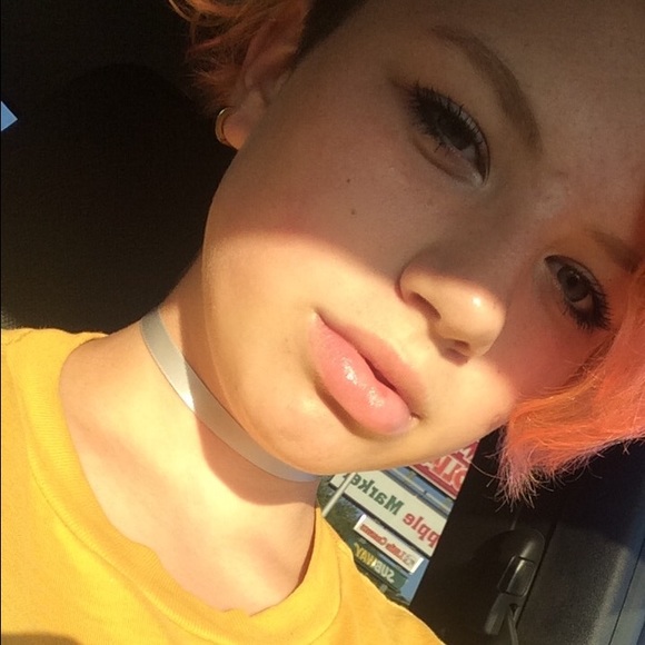 Meet your Posher, Riley - Picture 1 of 1