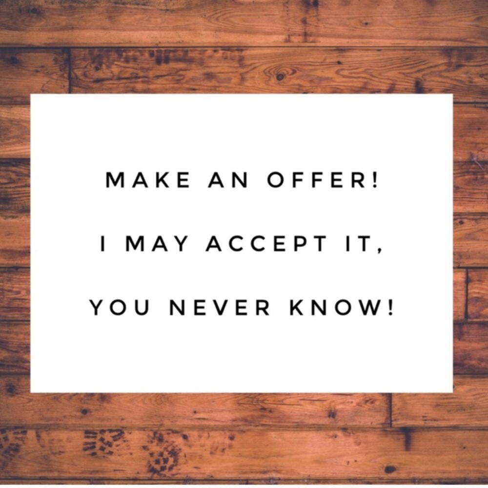 💛💛MAKE ME OFFERS💛💛
