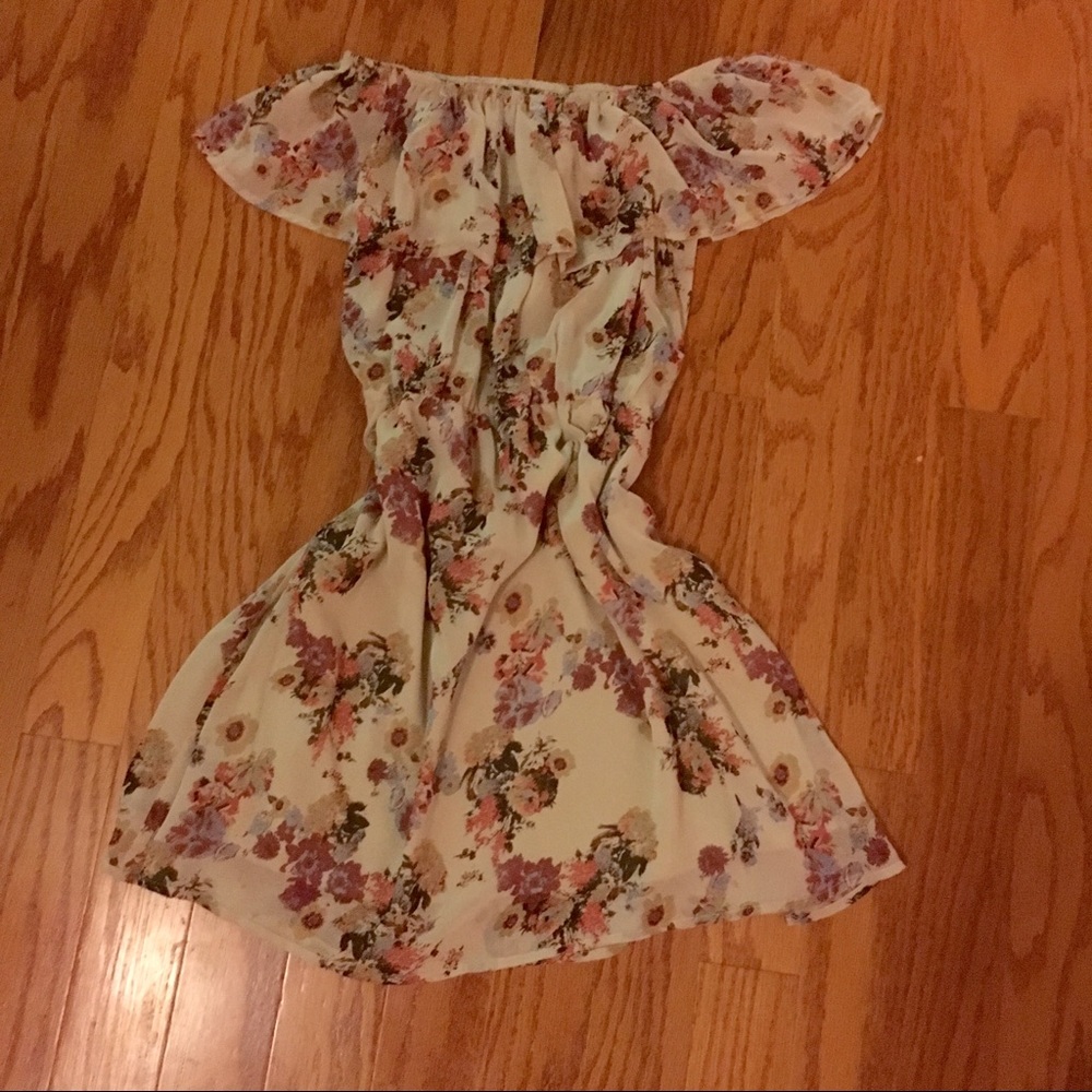 New never worn off the shoulder summer dress