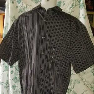 Men's New Van Heusen Dress shirt. Size Large