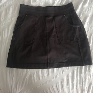 Athleta north peak skort size small