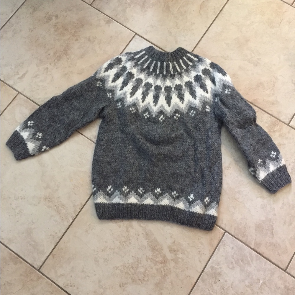 Genuine Vintage Icelandic Wool Handmade Sweater!