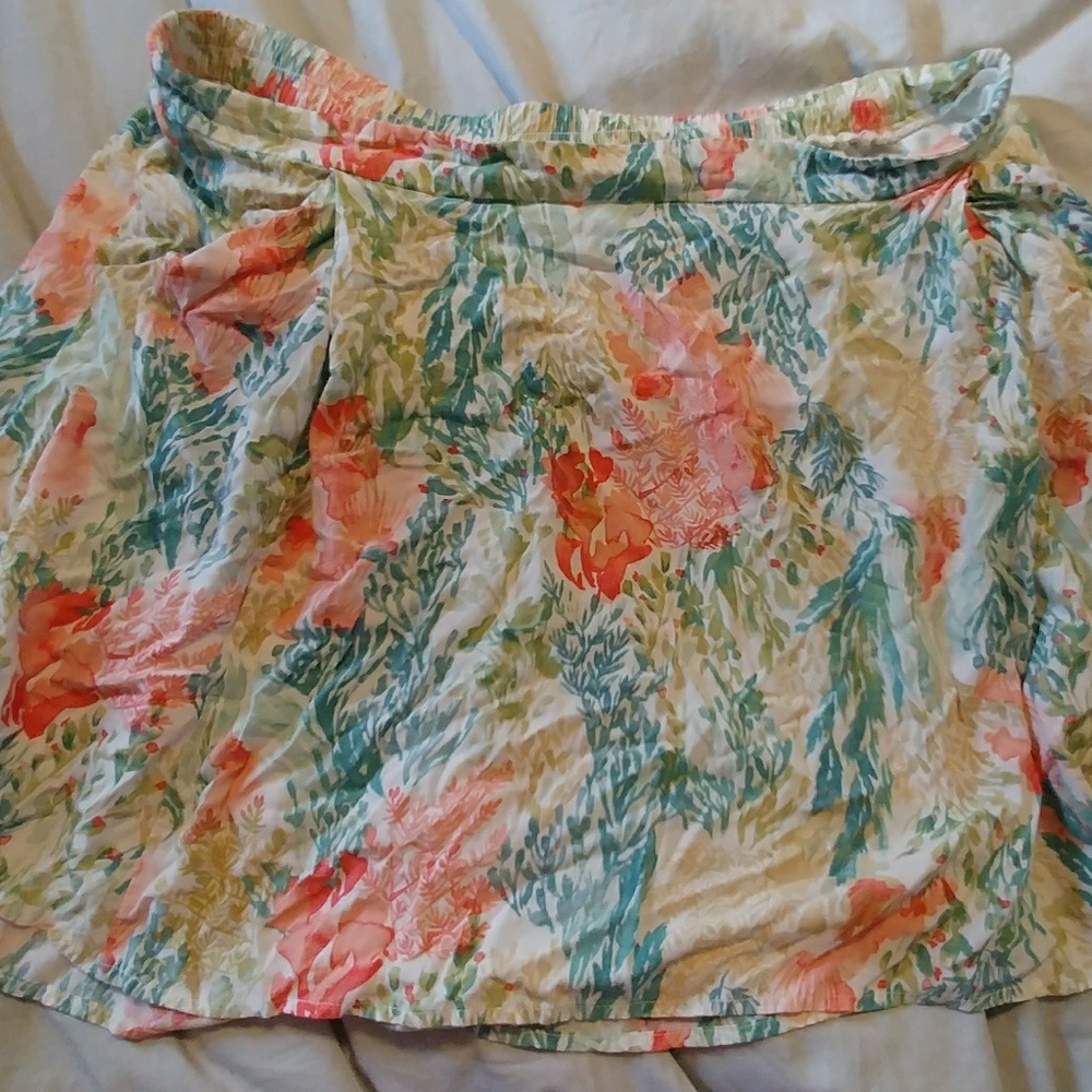 Skirt with pockets