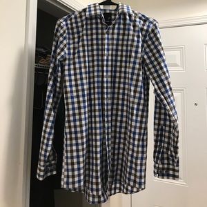 Men's Size S (14-14.5") Slim Fit Dress Shirt