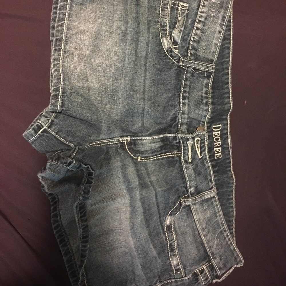 Decree shorts size 17 $10