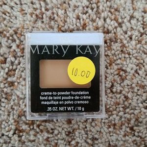 Creme to powder foundation Beige 1