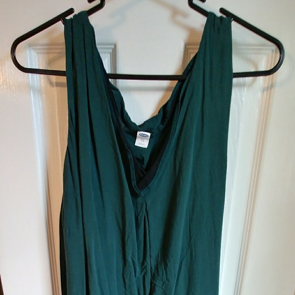 Teal sleeveless shirt
