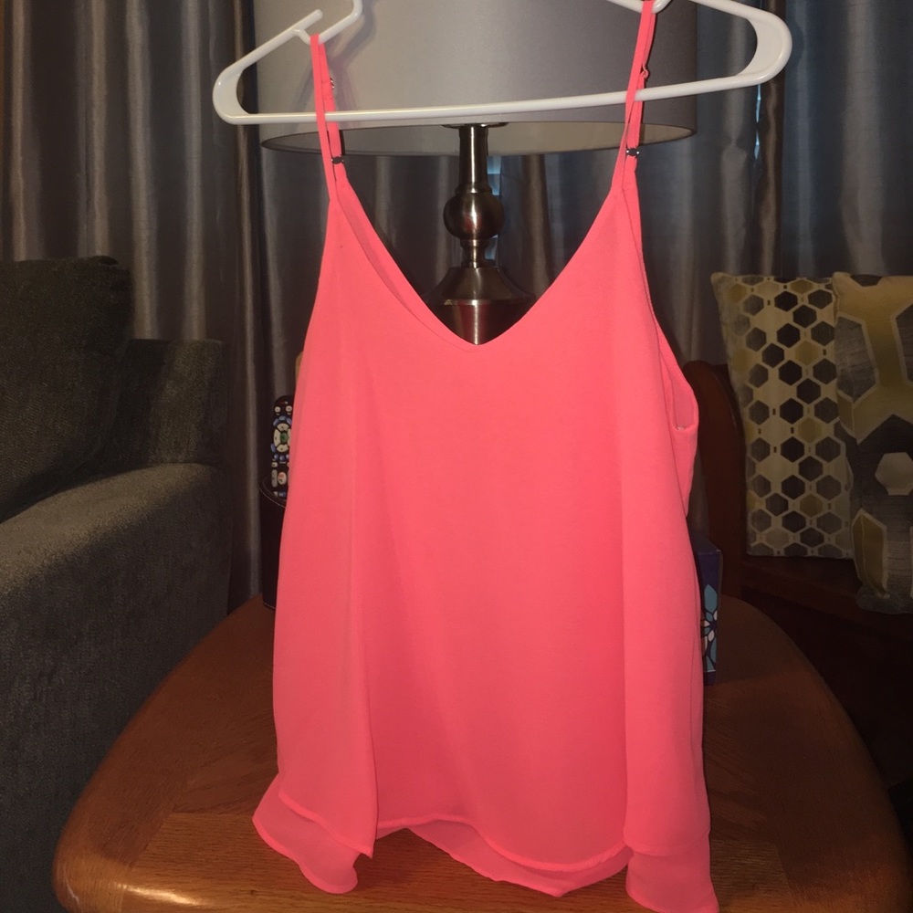 Pink tank top