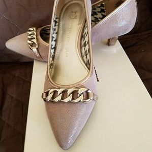 Anne Klein Pumps