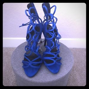 BRAND NEW!! Cobalt Blue Zara Heels