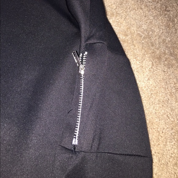 Black jacket - Picture 2 of 2