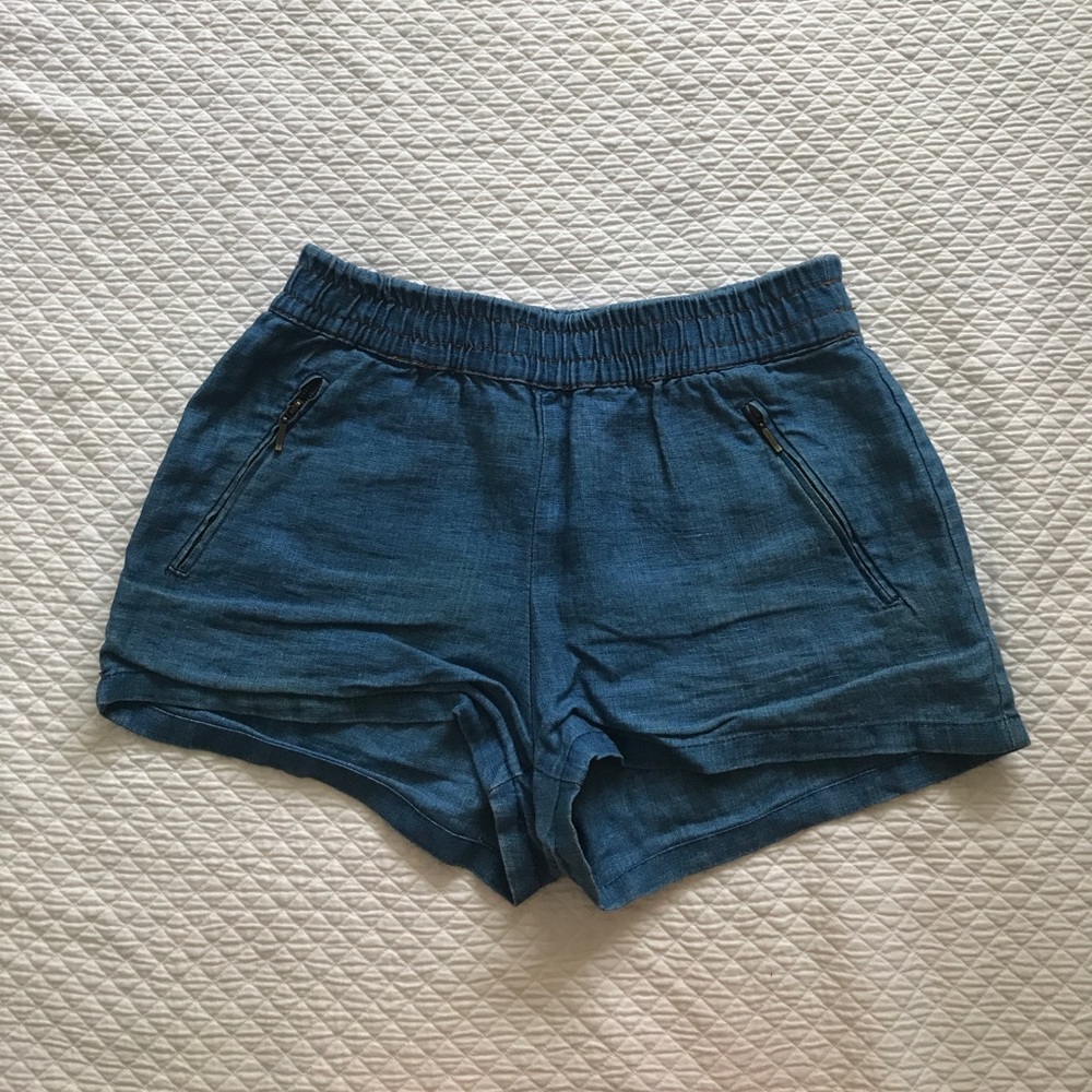 Dark blue Zara linen shorts.