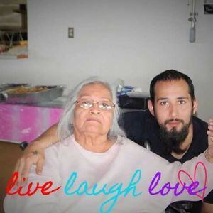 Meet your Posher, Juanita