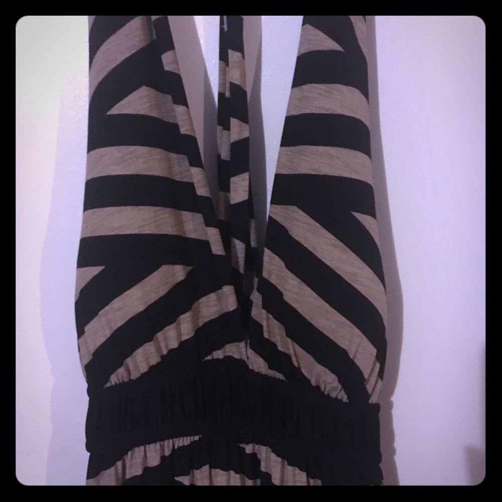 Worn once Very cute maxi dress