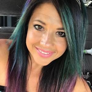 Meet your Posher, Deanna