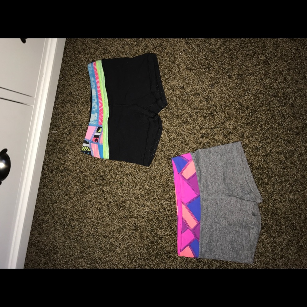 2 Ivivva reversible rhythmic shorts