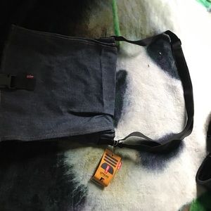 Over the shoulder denim pocketbook