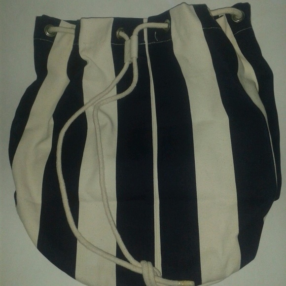 Walt Disney World Canvas Beach Bag with WDW Logo - Picture 3 of 5