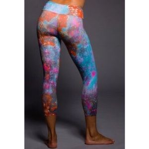 Onzie Galaxy Print Crop Leggings