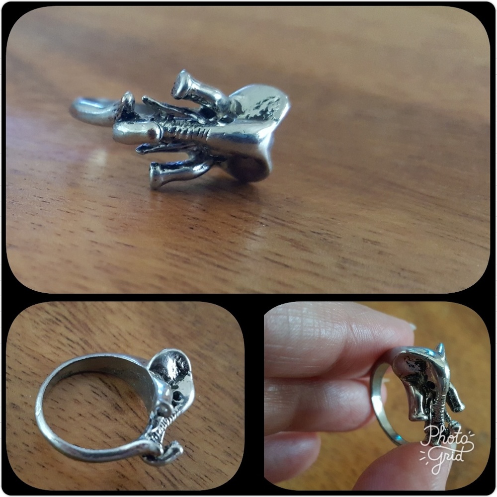Elephant ring, silver