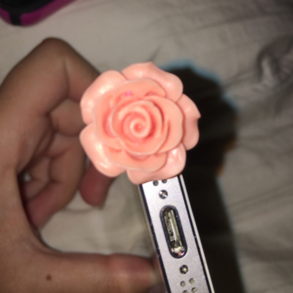 Rose Dust Plug