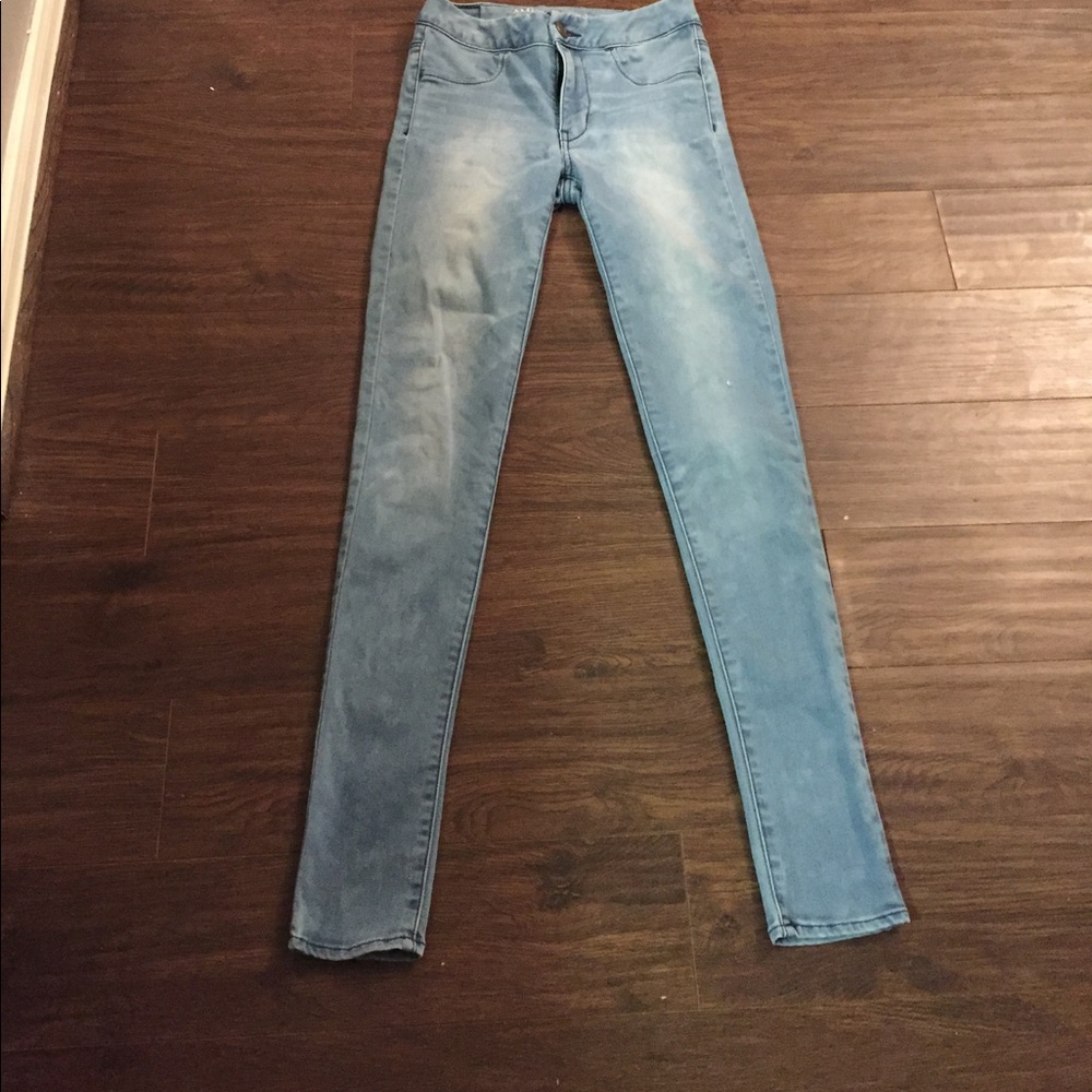 American eagle light wash jeans