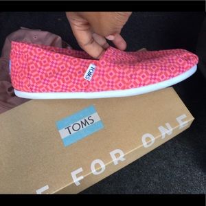 Toms Red and White Shoe