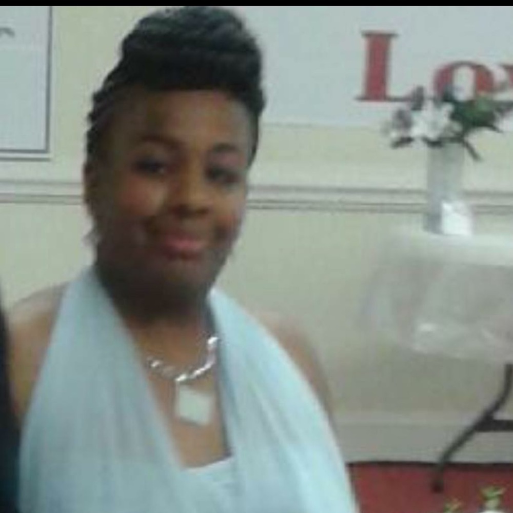 Meet your Posher, Yolanda