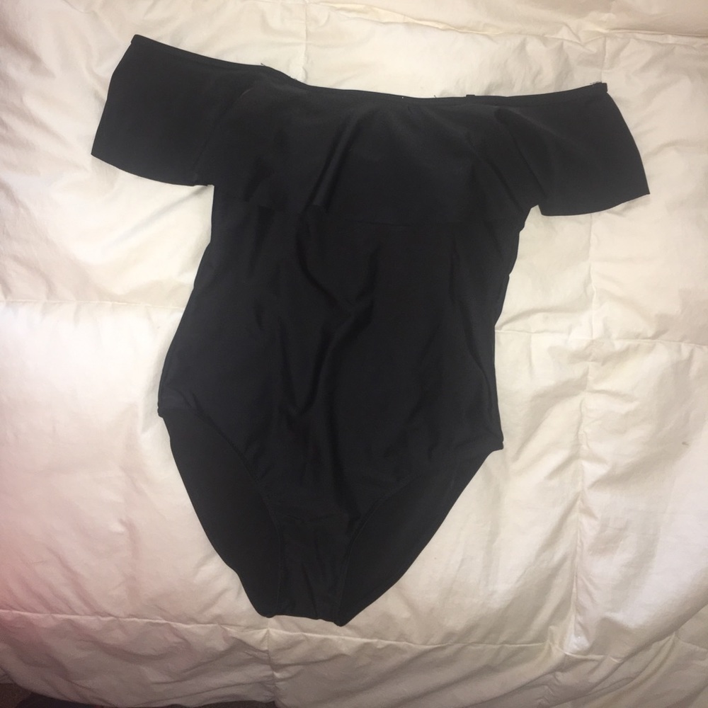 Off the shoulder swimsuit